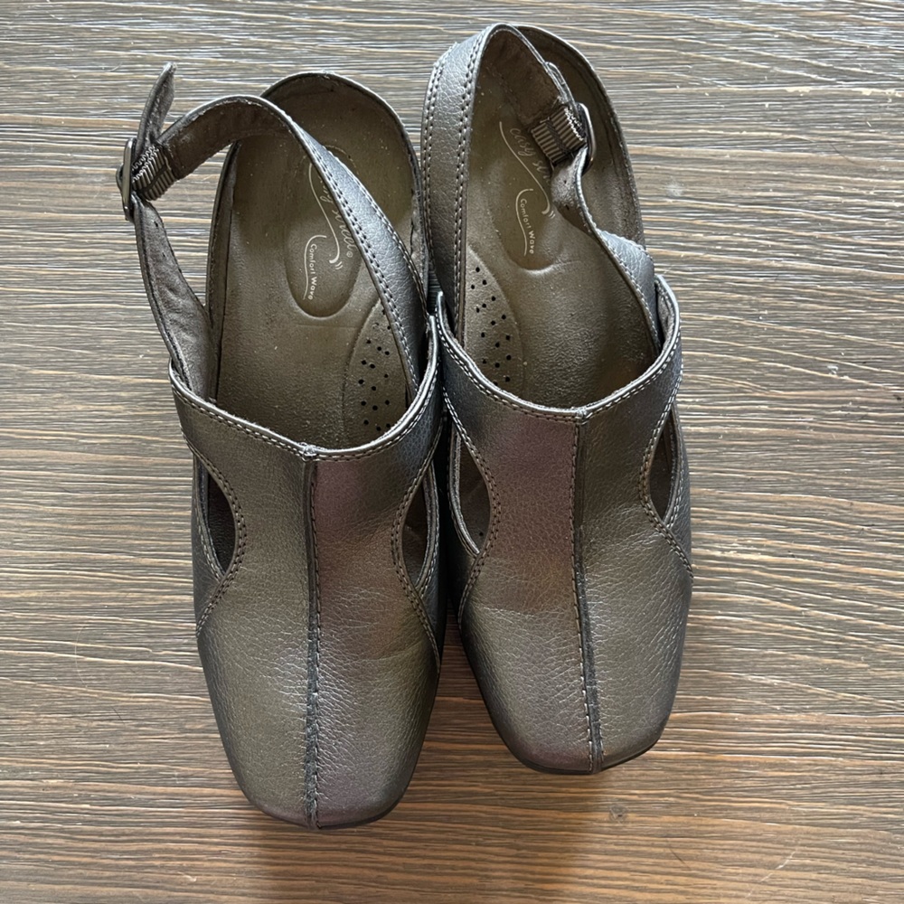 Easy street slip ons